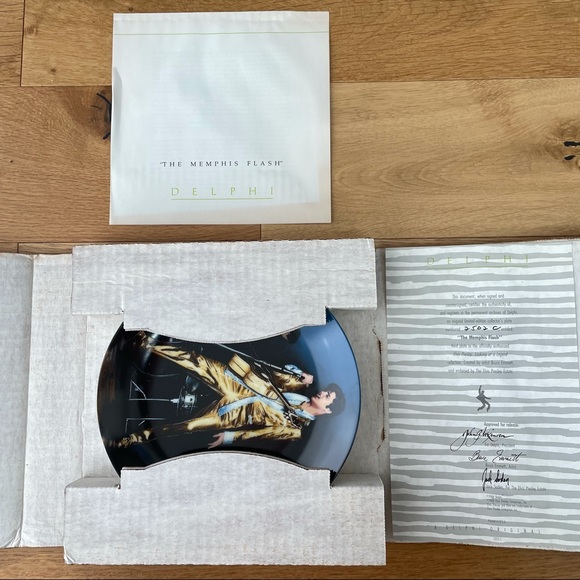 Lot of 4 Elvis Presley Delphi collector plates, Harley, Memphis flash, Hollywood - Picture 2 of 10